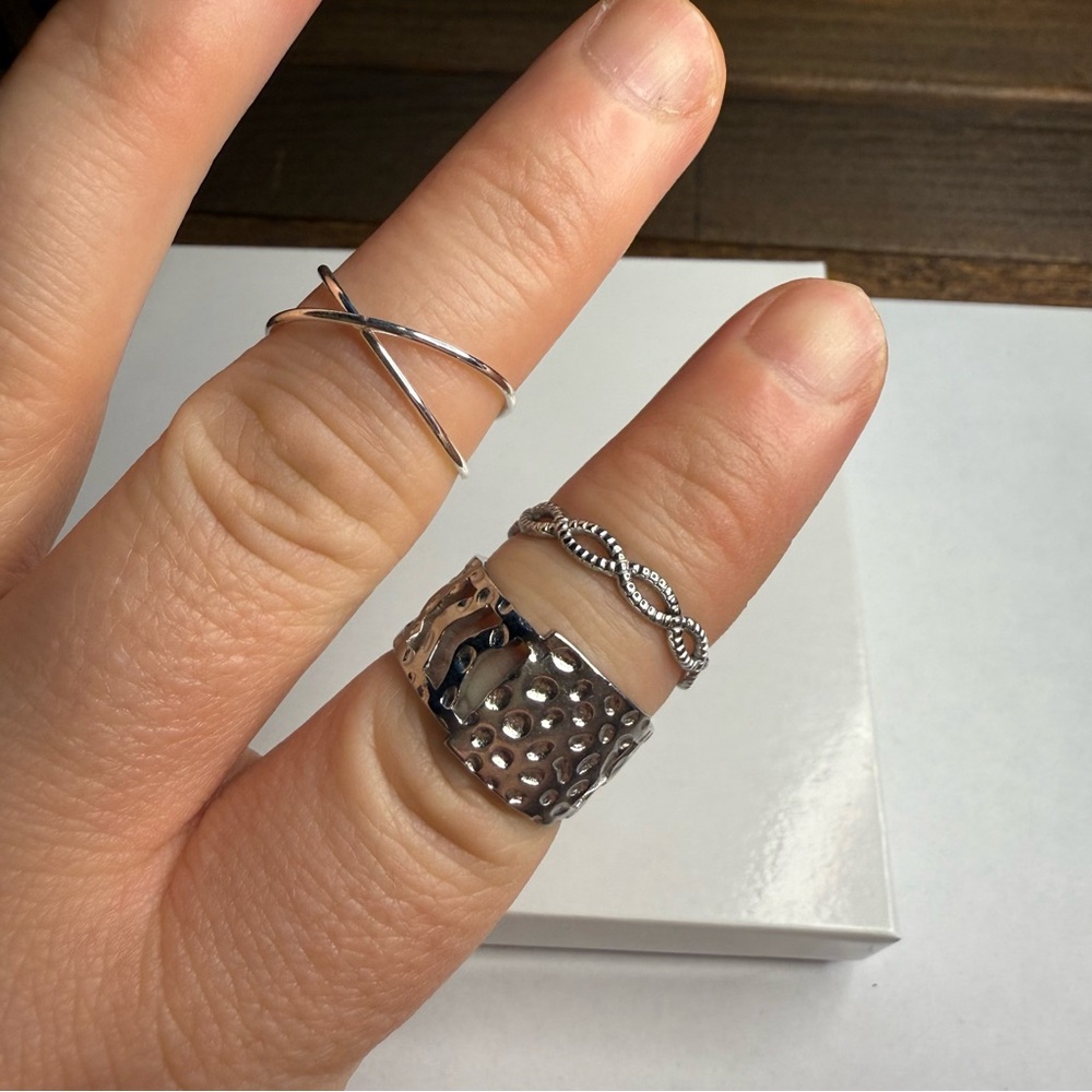🧩3 for $39 3 piece Silver Ring Set